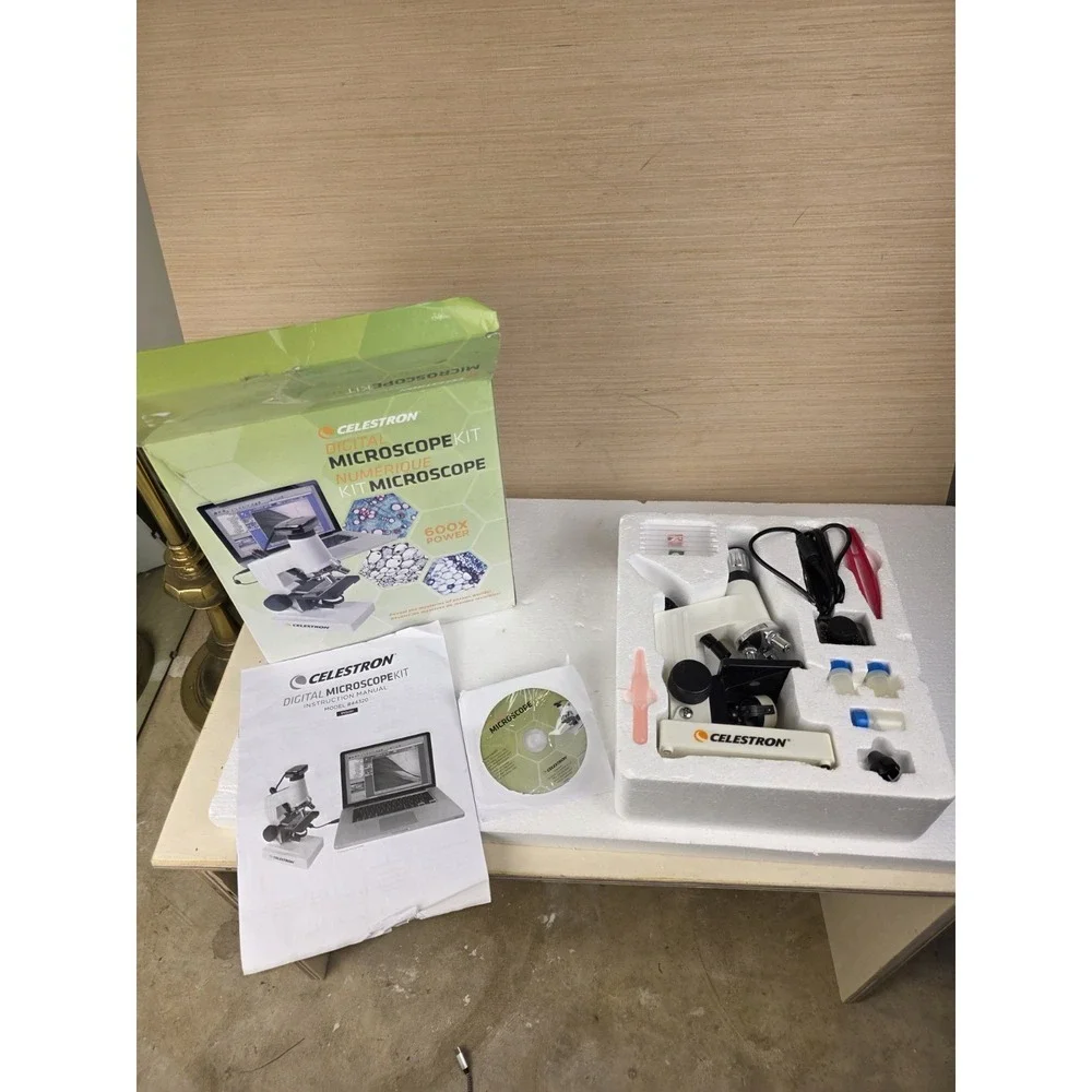 Celestron Digital Microscope Kit Model 44320 600X